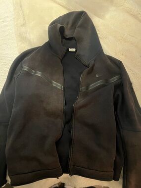 Nike Black Full-Zip Hooded Sweatshirt